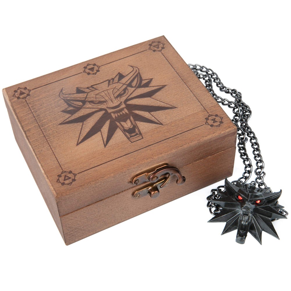 Lant si Pandativ cu LED Eyes The Witcher 3 Wild Hunt in Cutie de Lemn - imagine 2
